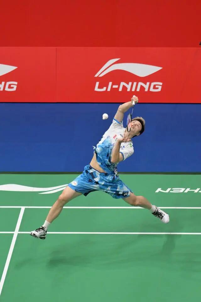 爆发出轰下 爆发出轰下