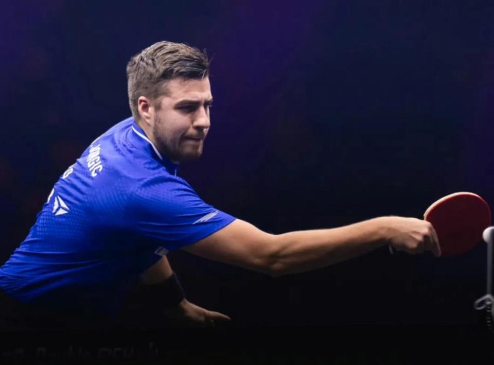 凭借超凡的 凭借超凡的