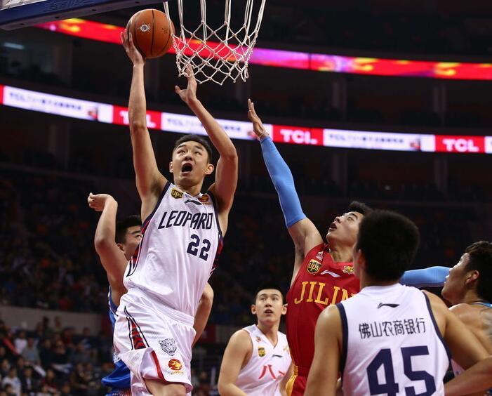 曼联掌控了 曼联掌控了