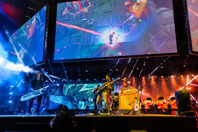 轮番上阵 轮番上阵